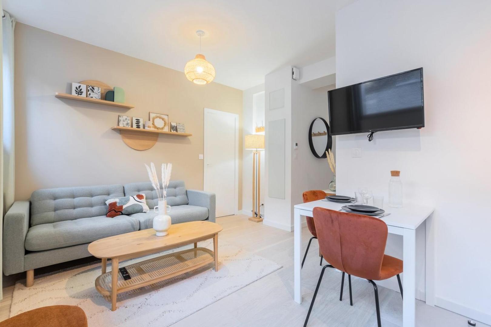 Renovated 1 Bedroom Apartment Лилль Экстерьер фото